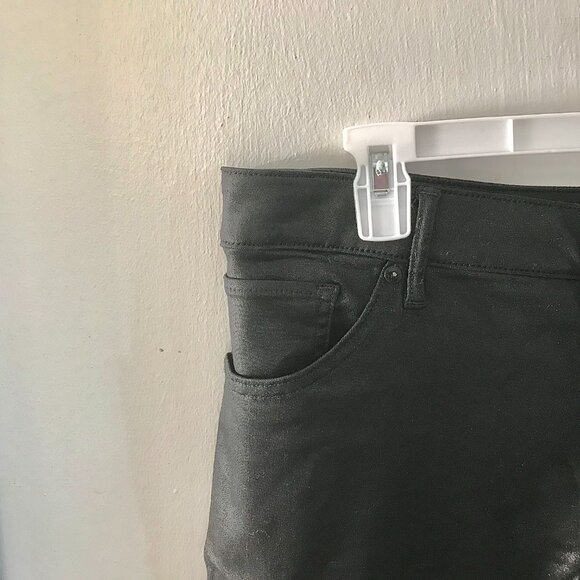 Women's Express Curvy Skinny Black Coated Pants - Size 16L - Picture 5 of 7